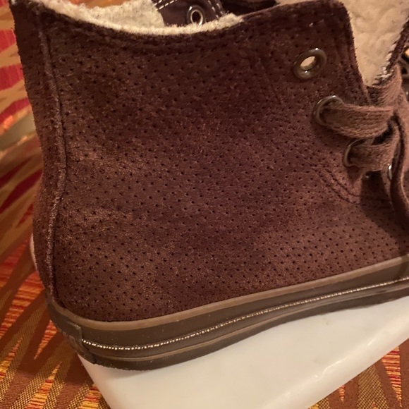 Fall Fashion—Suede Converse - Picture 3 of 4